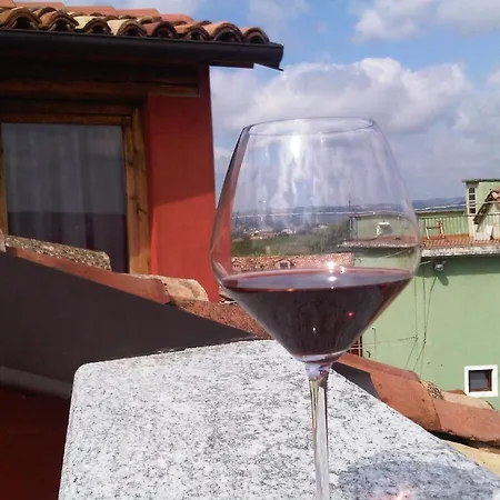 Alojamento de Acomodação e Pequeno-almoço Dimora San Sebastiano Neive